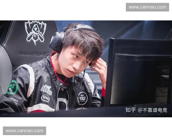 LOL小棍逆袭之路从默默无闻到电竞巅峰的热血成长传奇